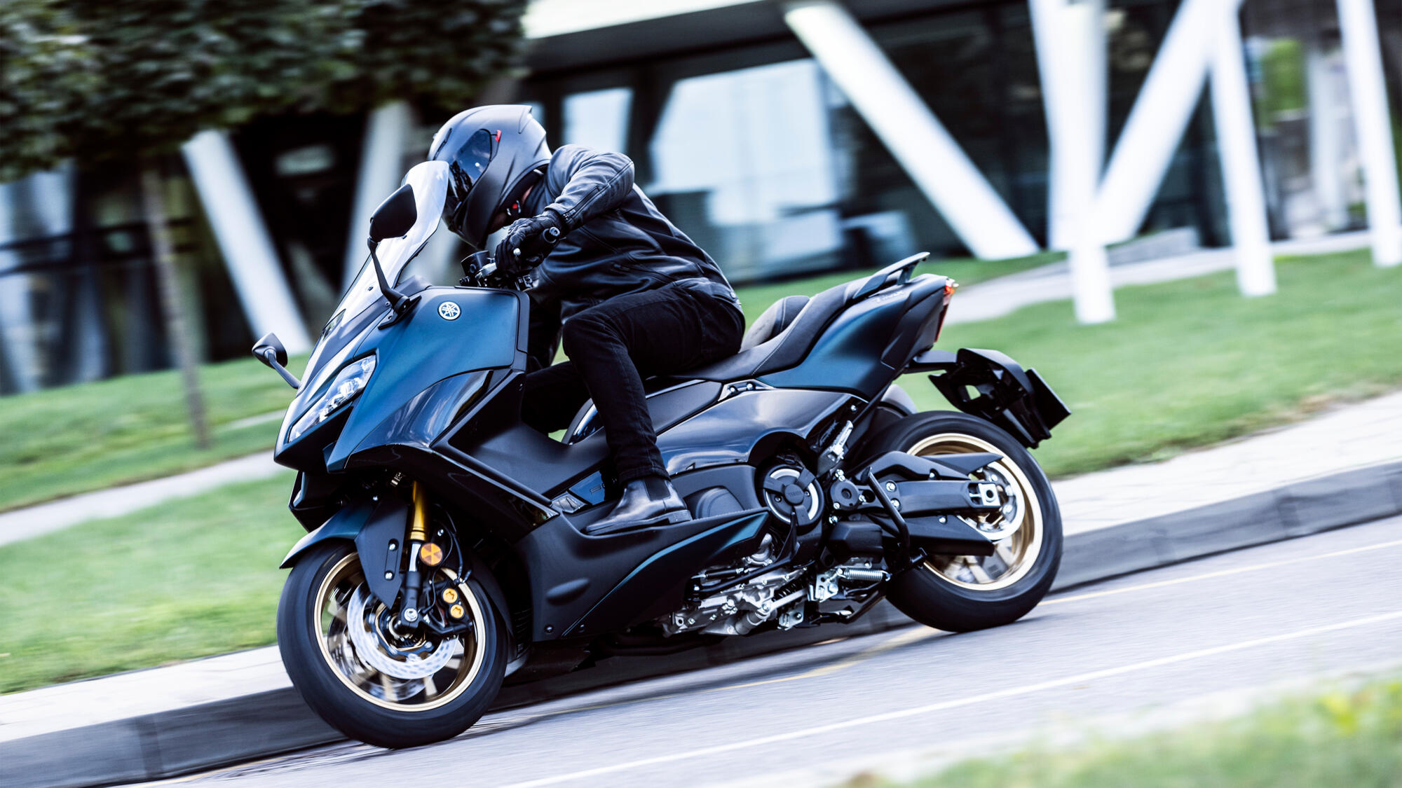 2022 Yamaha TMAX: Özellikleri