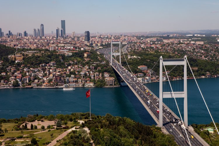 İstanbul’da köprü geçişlerine yüzde 26 zam
