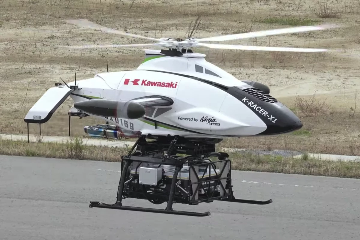 Kawasaki süper şarjlı kargo helikopterini test ediyor