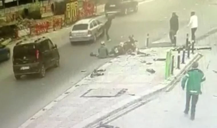 Kuryeye Kaza Yaptırıp Soydular