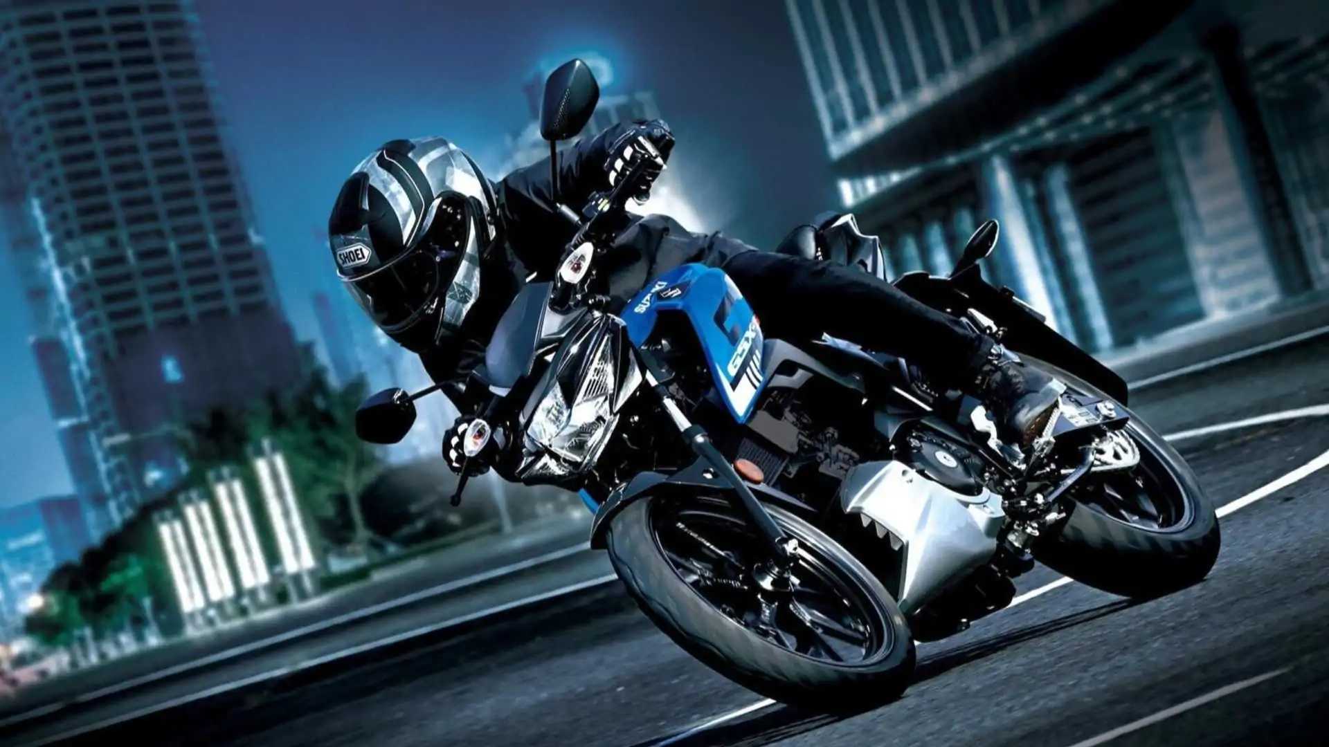 Suzuki, 2022 GSX-S125'i Yeni Renkler ve Euro 5 Uyumluluk ile Piyasaya Sürüyor