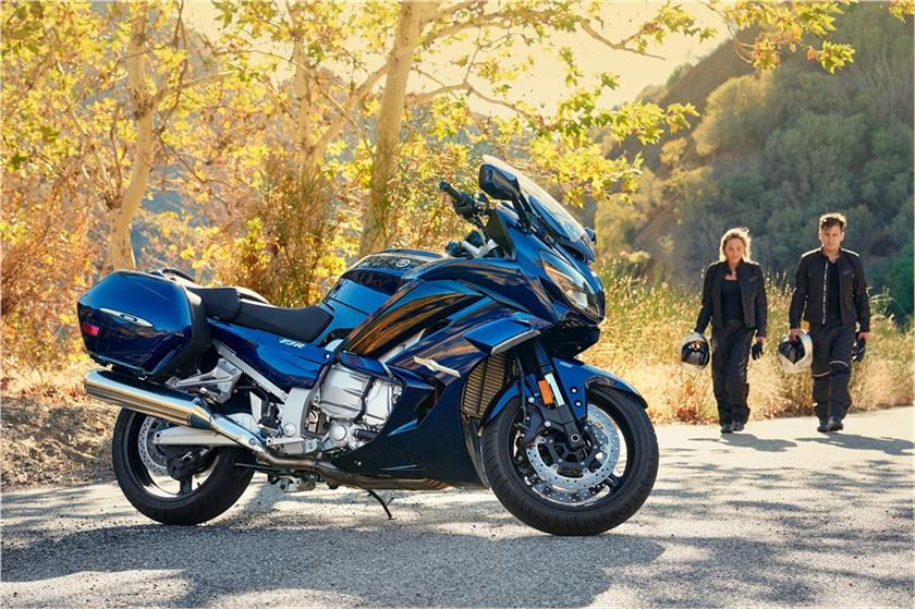 2022 Yamaha FJR1300 ES İlk Bakış İlk Gezinti
