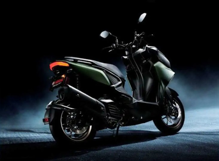Yamaha, Japonya'da Yeni X-Force Scooter'ı Tanıttı