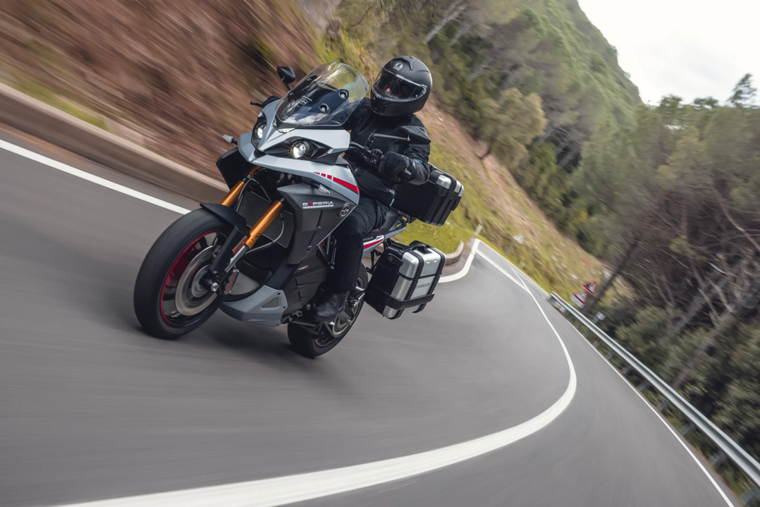 Energica Experia Birinci Sınıf Bir Model