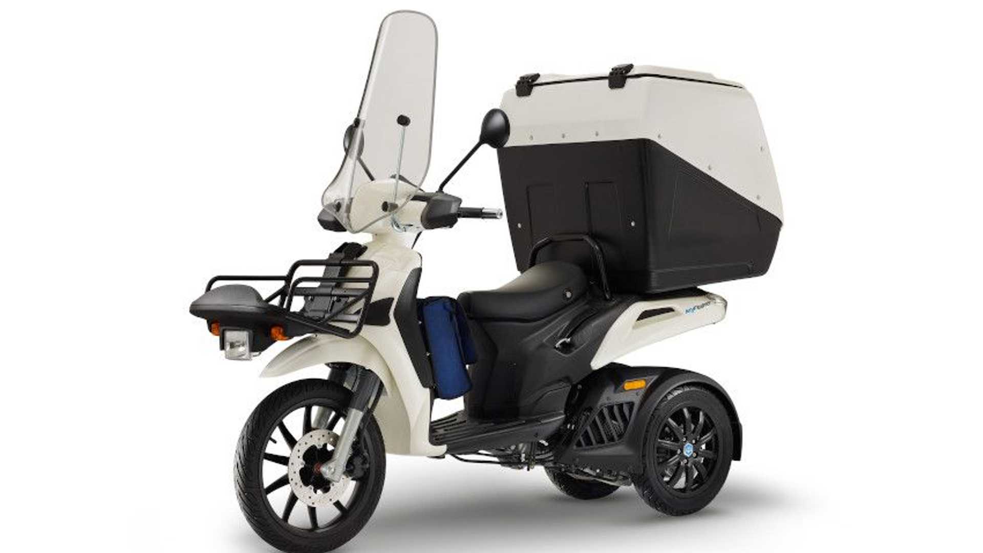 Piaggio MyMover Sevimli Üç Tekerlekli Moped
