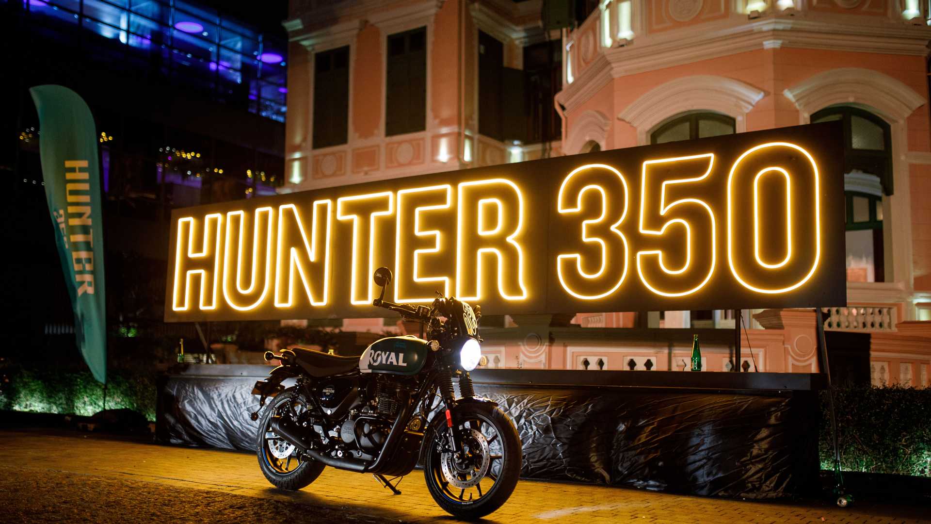 Royal Enfield, Asya'da Hunter 350'yi Sundu