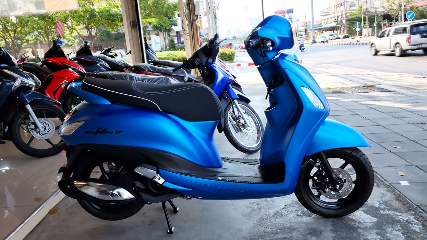 Yamaha Grand Filano Hybrid Blue