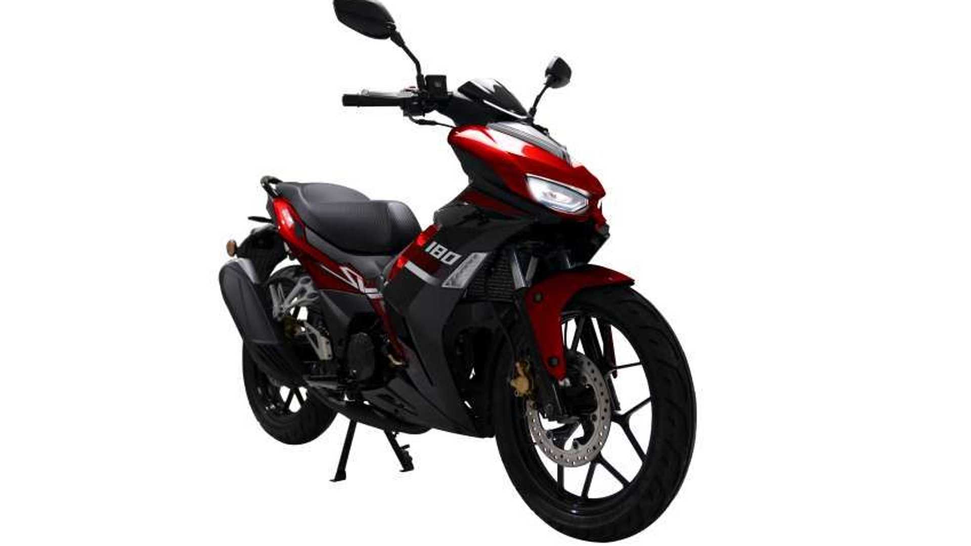 Motosiklet Üreticisi Aveta, SVR180'i Tanıttı