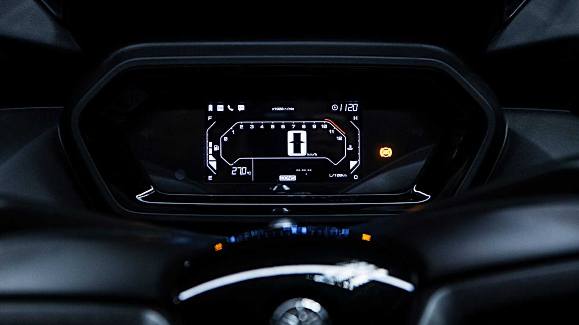 2023 Yamaha XMAX 300 ve 125'e Teknolojik Yenileme Geliyor