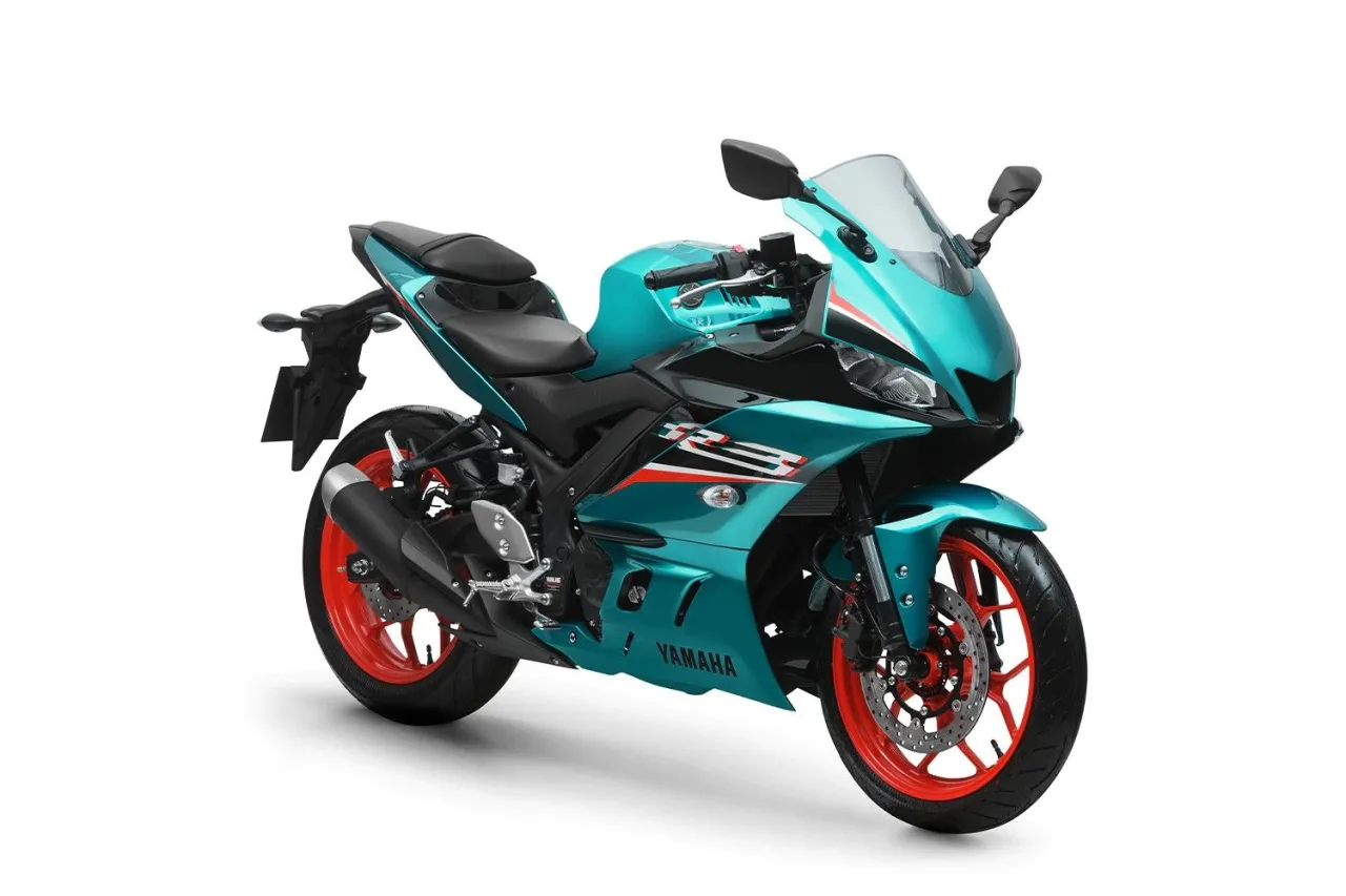 YAMAHA R3 2023: Spor modeli yeni bir versiyona kavuştu