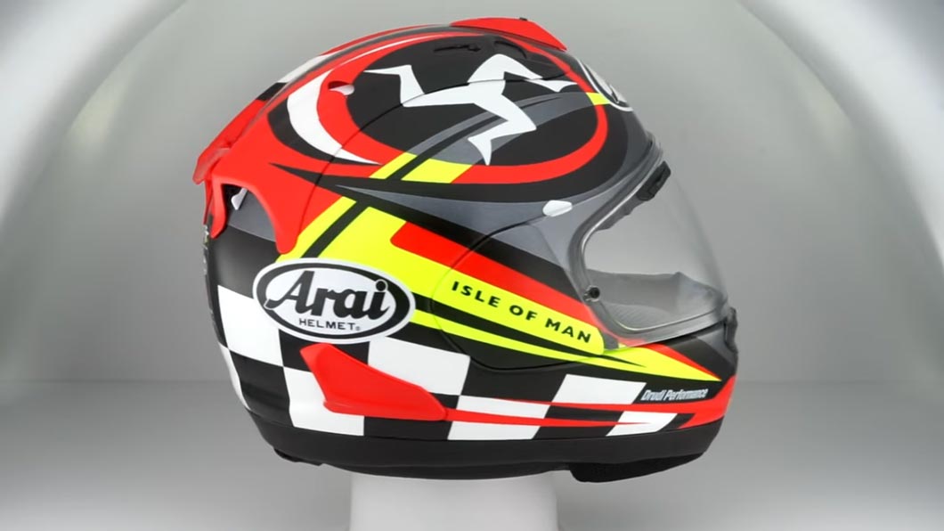 Arai, 2023 Man Adası TT RX-7V EVO Kaskı Ortaya Çıktı