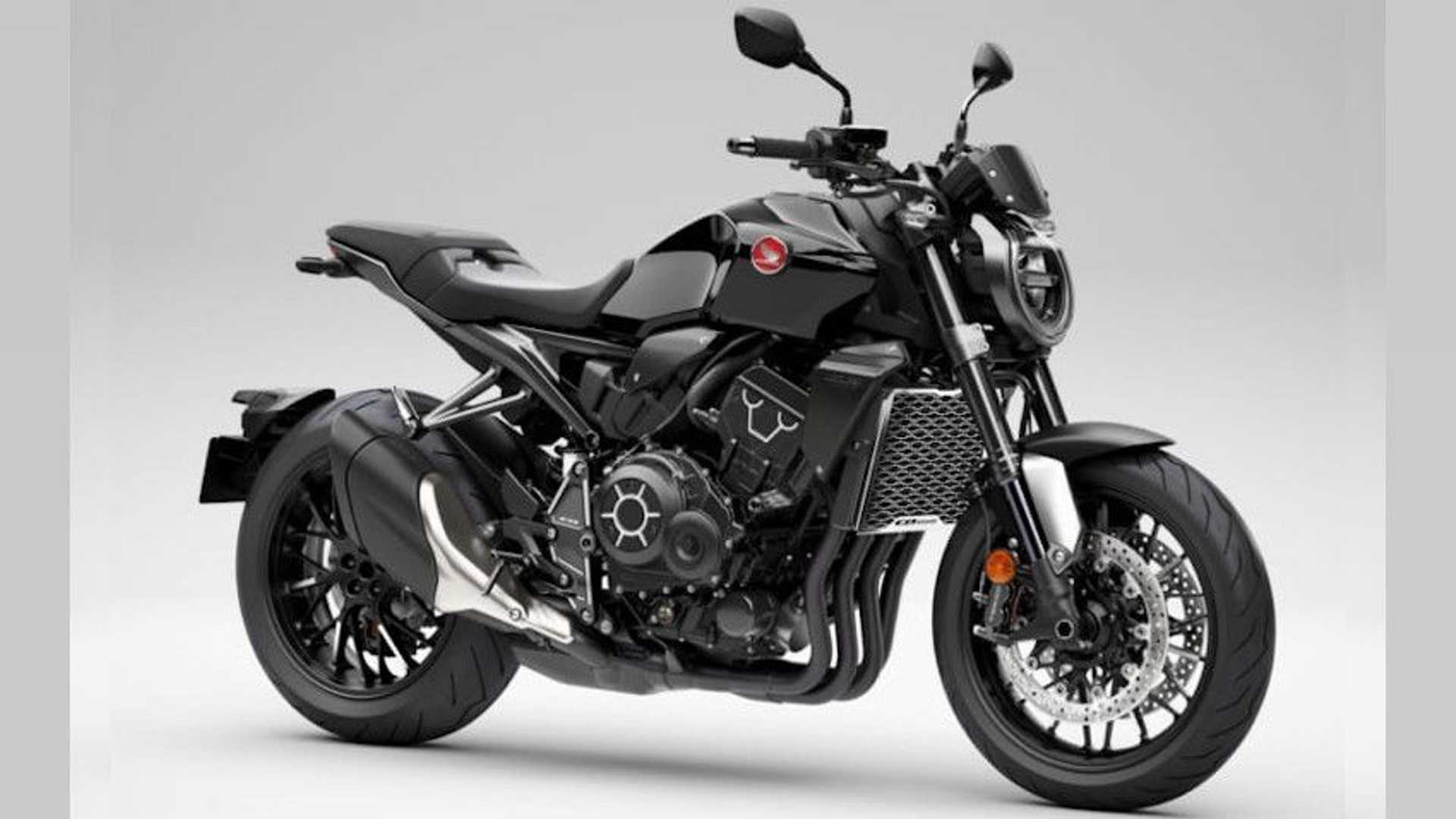 Honda, Japonya'da 2023 CB1000R ve CB1000R Black Edition'ı Piyasaya Sürüyor