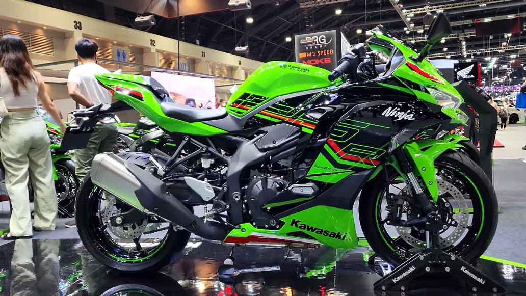 2023 Kawasaki Ninja ZX-25R 250cc