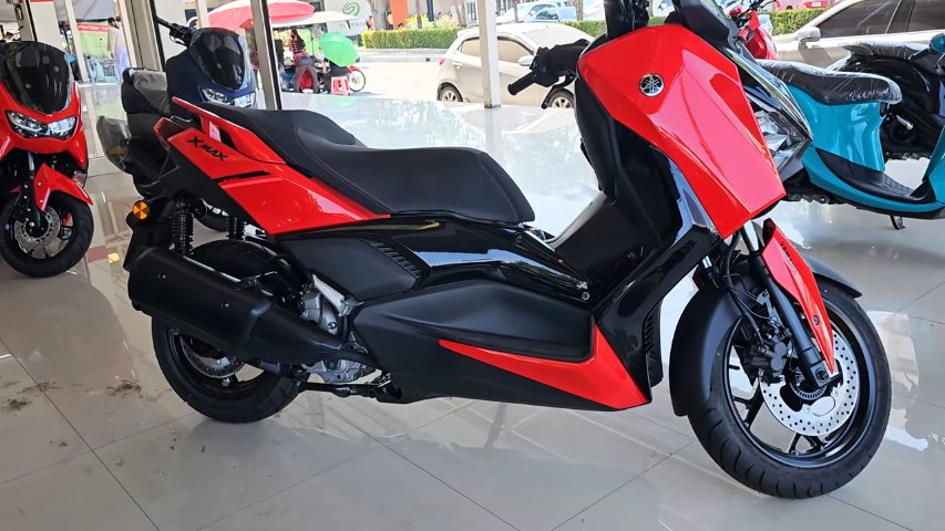 New 2023 Yamaha XMAX 300 Ruby Red