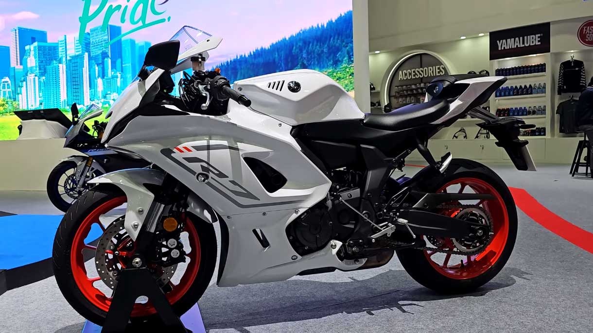 Yamaha R7 Kısa Kısa Bilgiler
