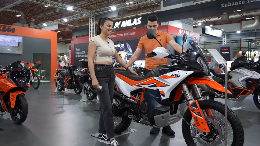 Motobike 2023 | Fuarın En Dikkat Çeken Seyahat Enduroları