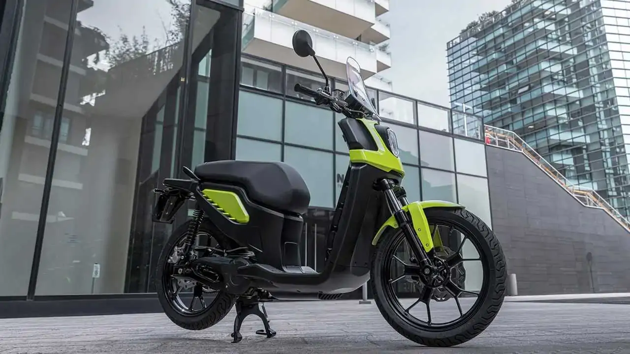 Fantic ve Motori Minarelli, Issimo City E-Scooter Üretimine Başladı