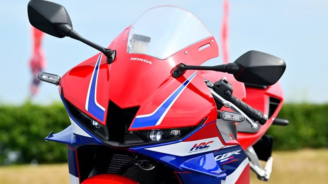 Yeni Honda CBR600RR, Kawasaki Ninja ZX-6R Rakibi