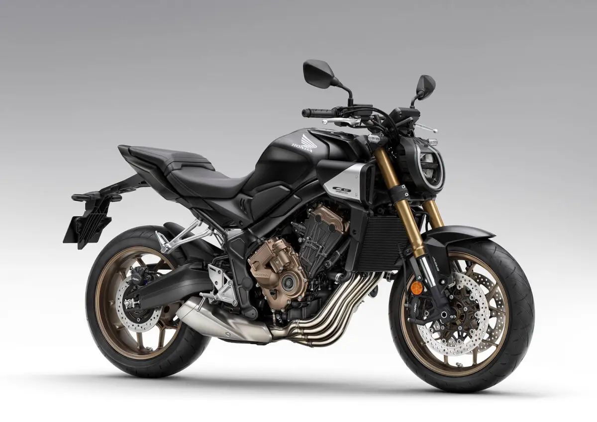 2024 Honda CB650R E-Clutch, Gelenekselden Teknolojiye