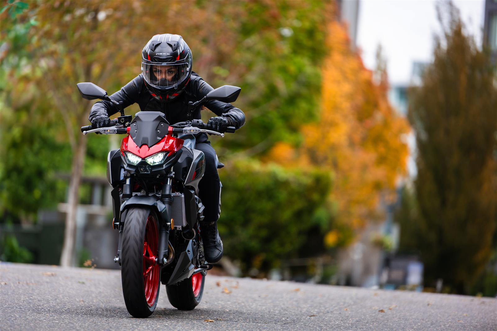 2024 Kawasaki Z500 Hakkında Bilmeniz Gereken 10 Detay
