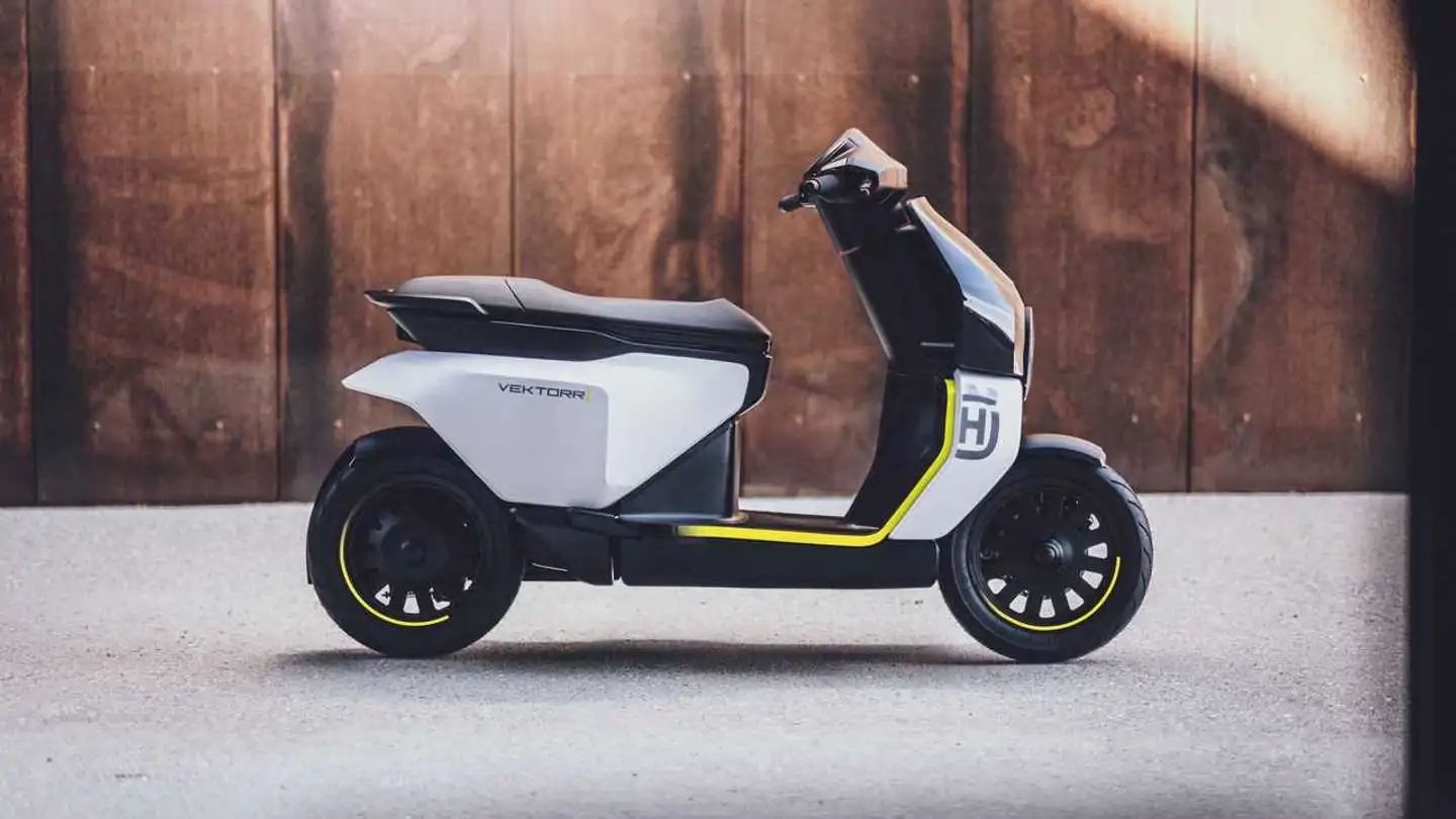 Bajaj Vector Yepyeni Bir Model