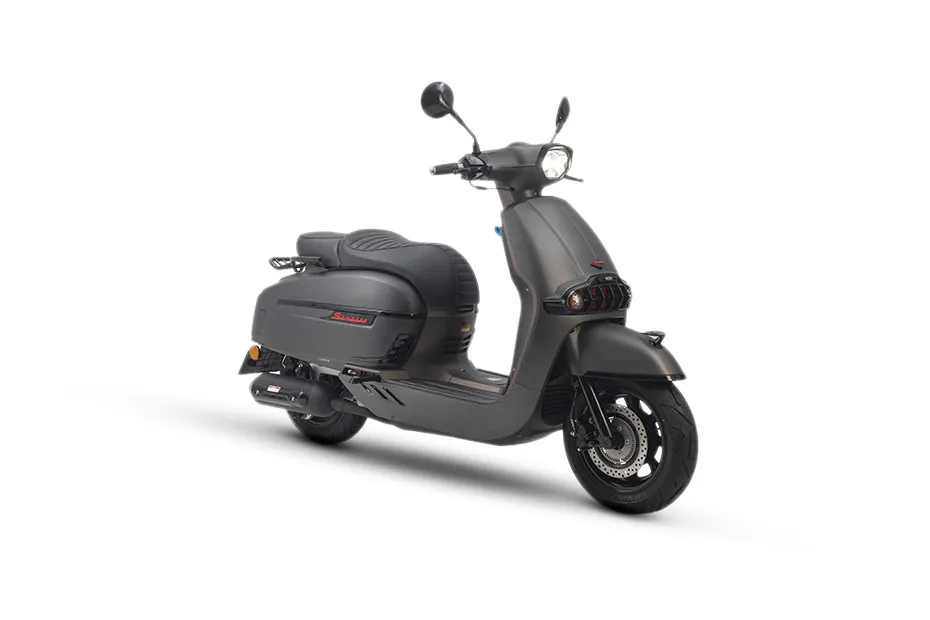 2024 Keeway Sixties 300i, Rakipleri Çok Güçlü