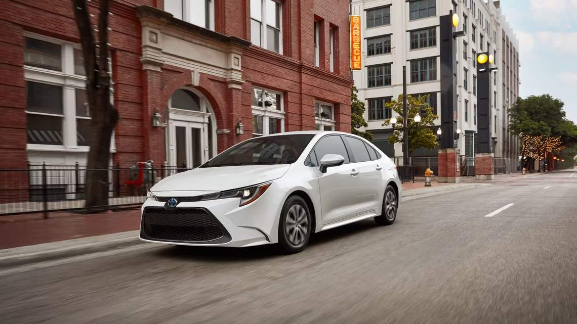 Toyota Corolla Hibrit Hakkında Bilinmesi Gereken 10 Şey