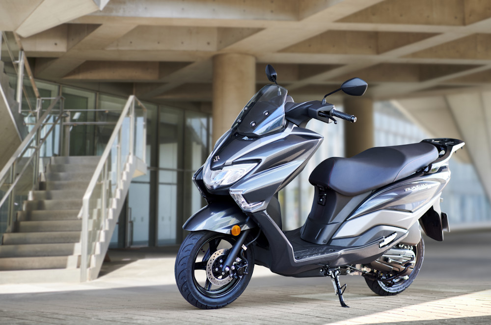 2024 Suzuki Burgman 125EX: Şehir İçi Sürüşler için İdeal Scooter