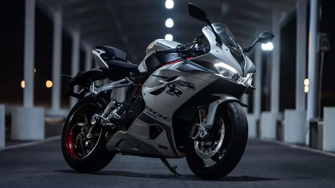 Çin'in 900cc Spor Motosikleti Ducati SuperSport 950'ye Rakip