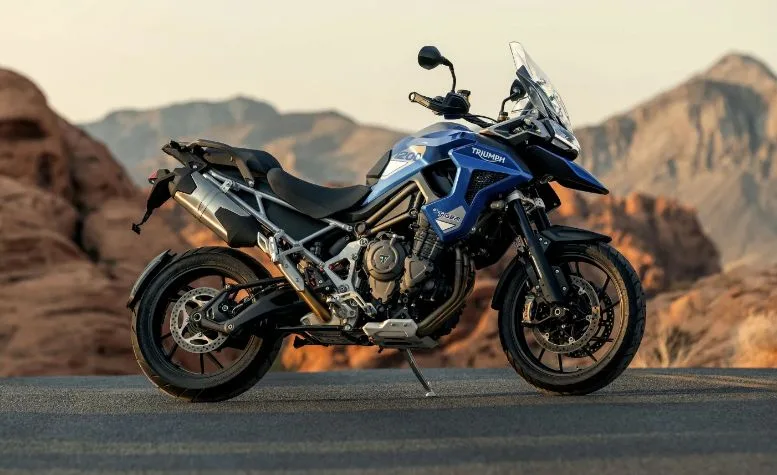 2024 Triumph Tiger 1200 Explorer Modeline Yeni Güncellemeler Geldi