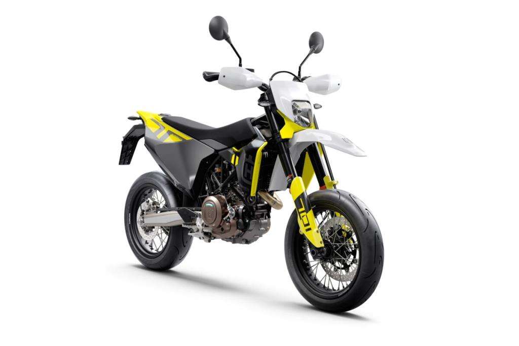 2024 Husqvarna 701 Supermoto, 74 Beygir, Süper Hafif