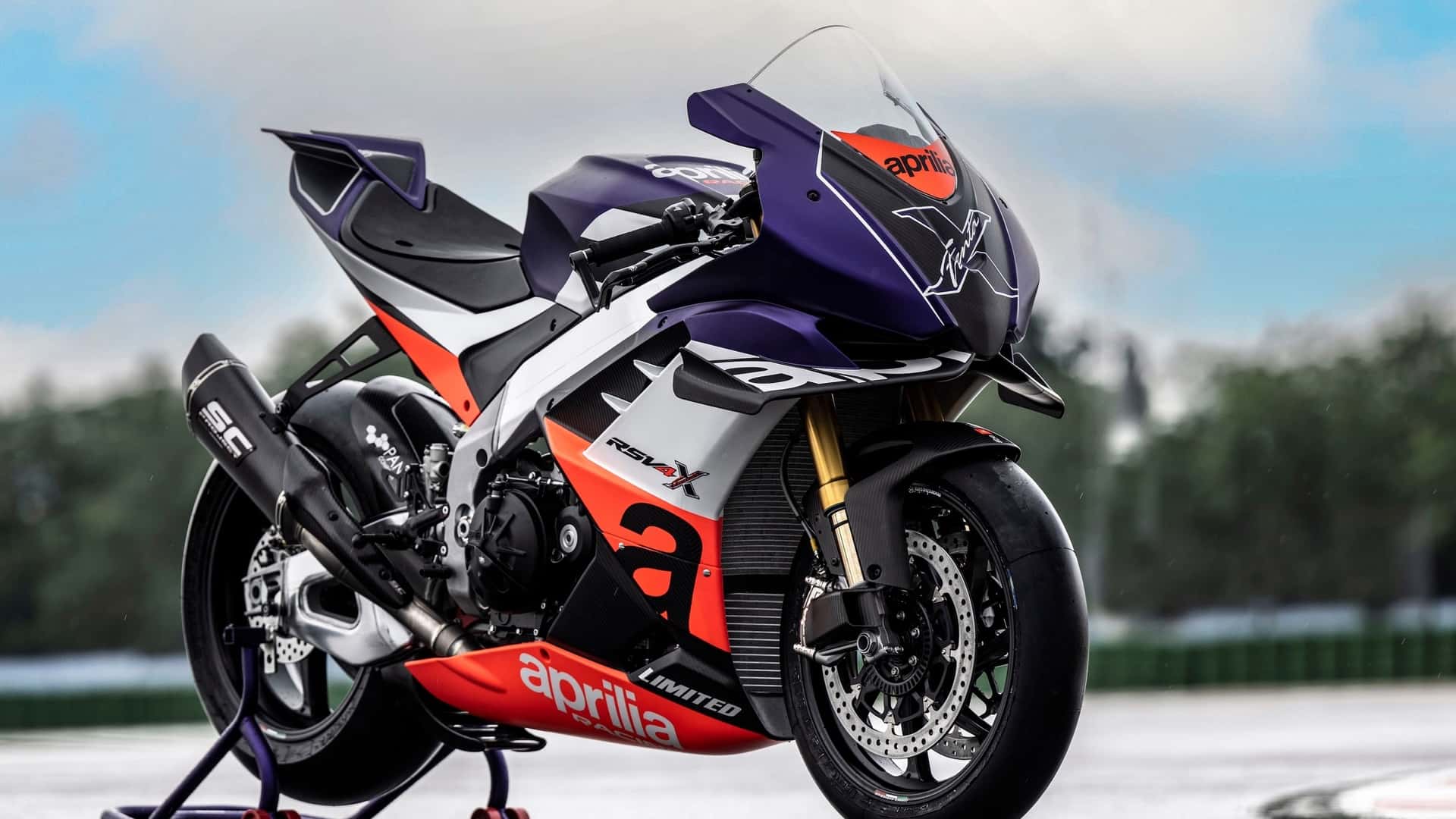 80.000 dolar paranız varsa bu motosiklete sahip olabilirsiniz!