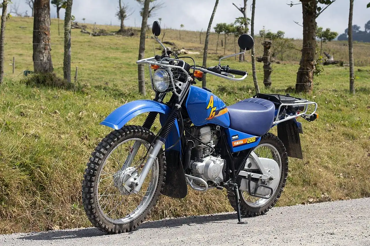 Yamaha DT 125 E  Specifications and Reviews