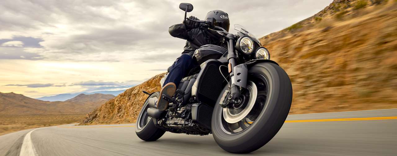 Insane Power Unleashed! 2025 Triumph Rocket 3 R &amp; GT Evel – This Beast Will Blow Your Mind!
