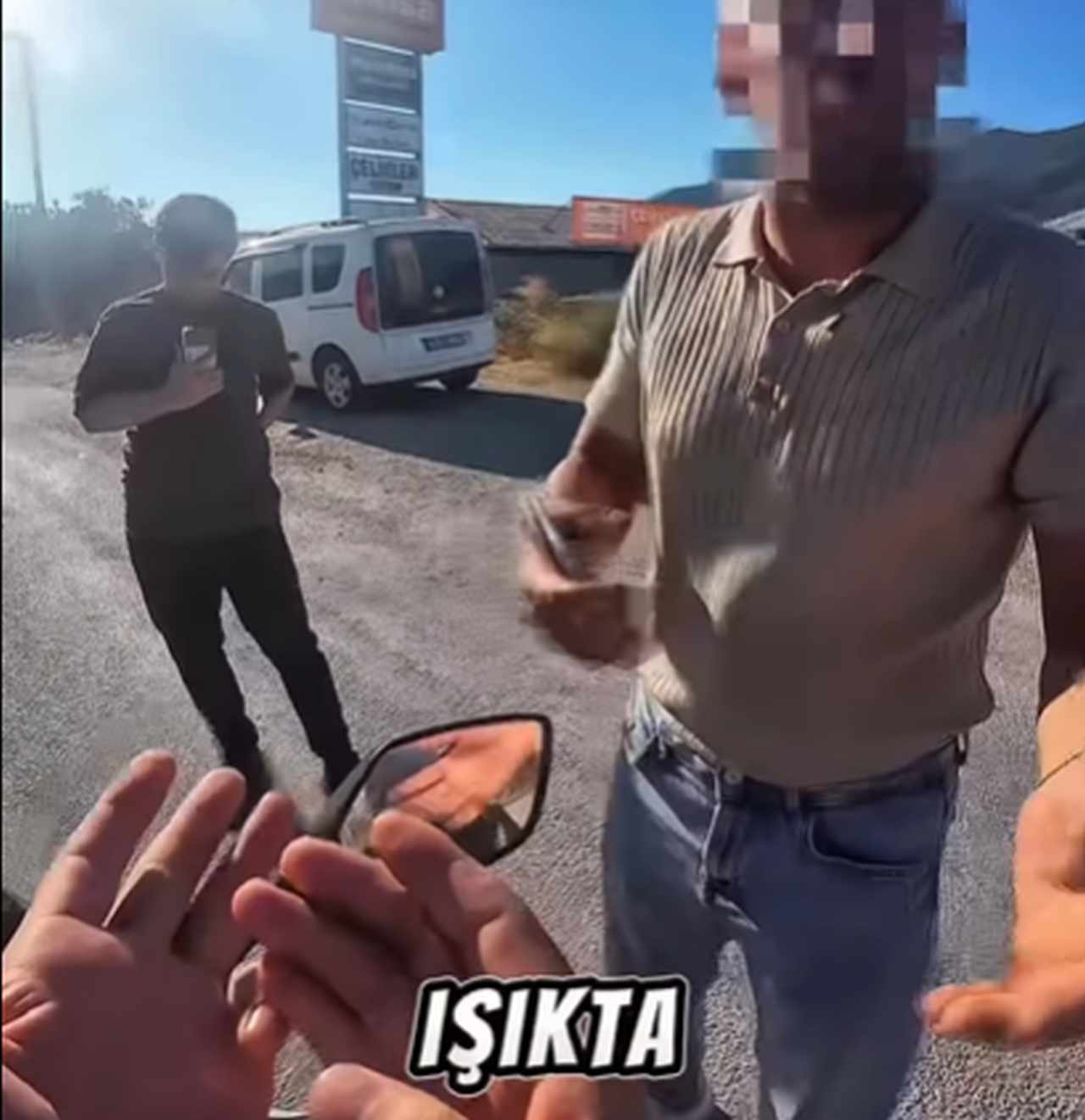 Polisler sivil hayatta vatandaşa müdahale etmeli mi?