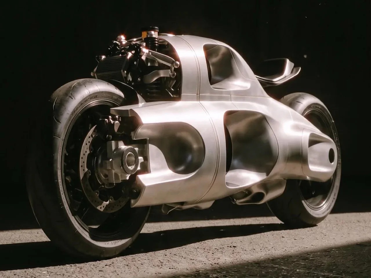 612 PS'lik Hidrojenli Motosiklet Konsepti REV-1 Ortaya Çıktı! Geleceğin Tasarımı Şaşırtıyor