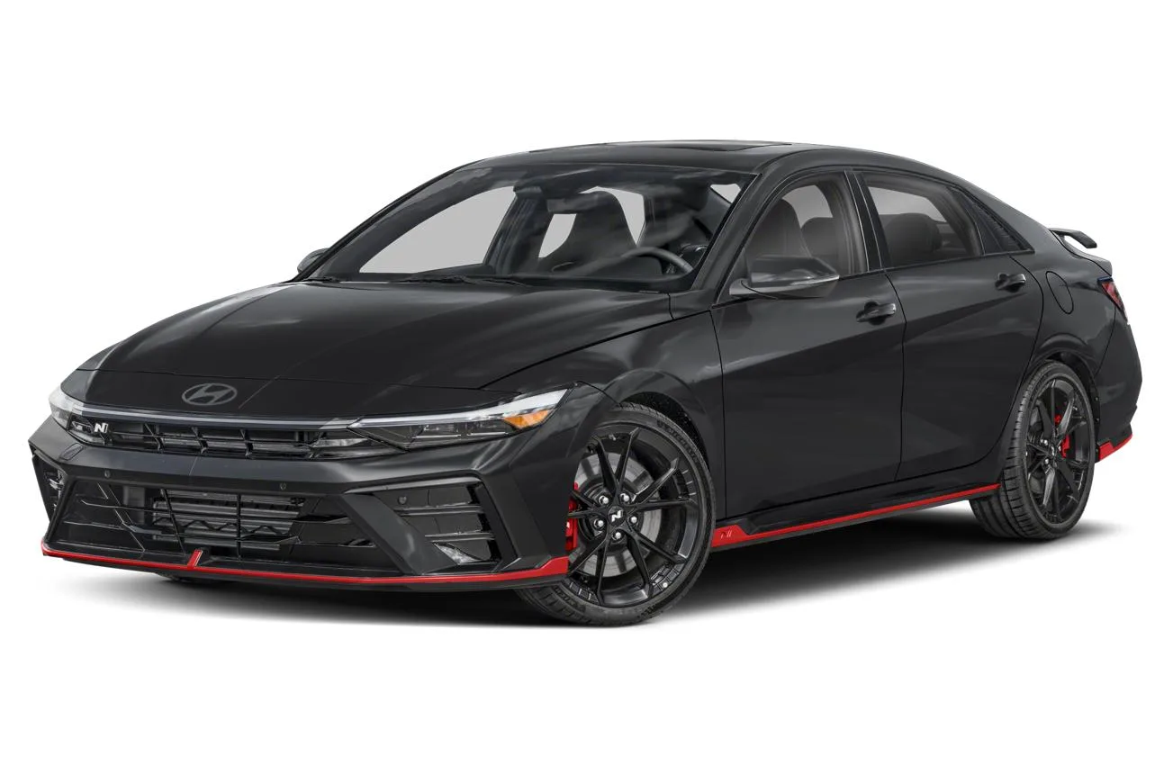 Hyundai Elantra N Monochrome Resmen Tanıtıldı! Karbon Fiber Parçalar, Dövme Jantlar ve Özel Tasarım