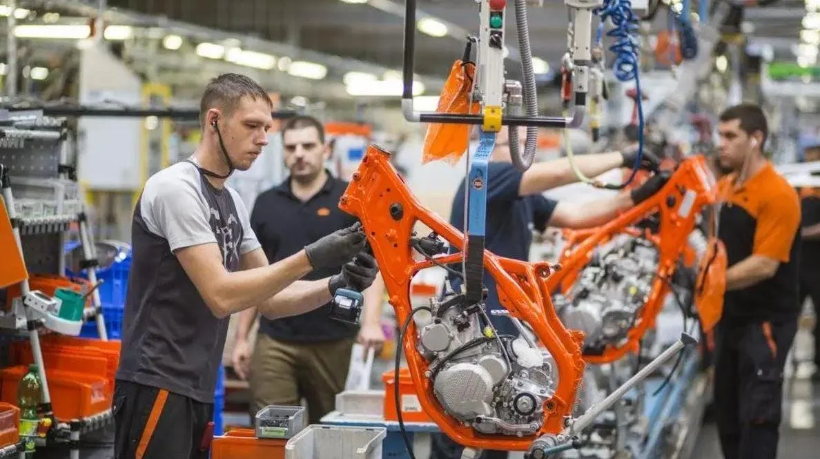 KTM Brezilya'da Yeni Fabrikasını Açtı! 2027'de Beş Yeni Model Pazara Geliyor