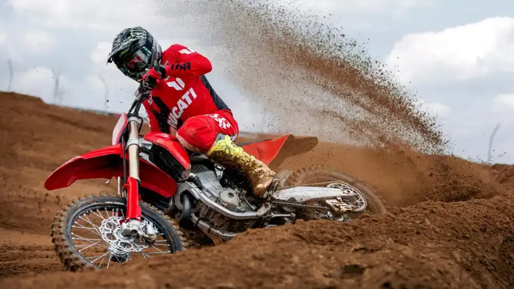 Ducati'nin 2027 MX2 Fabrika Takımına Yeni Pilot! Nicolai Skovbjerg İmzayı Attı