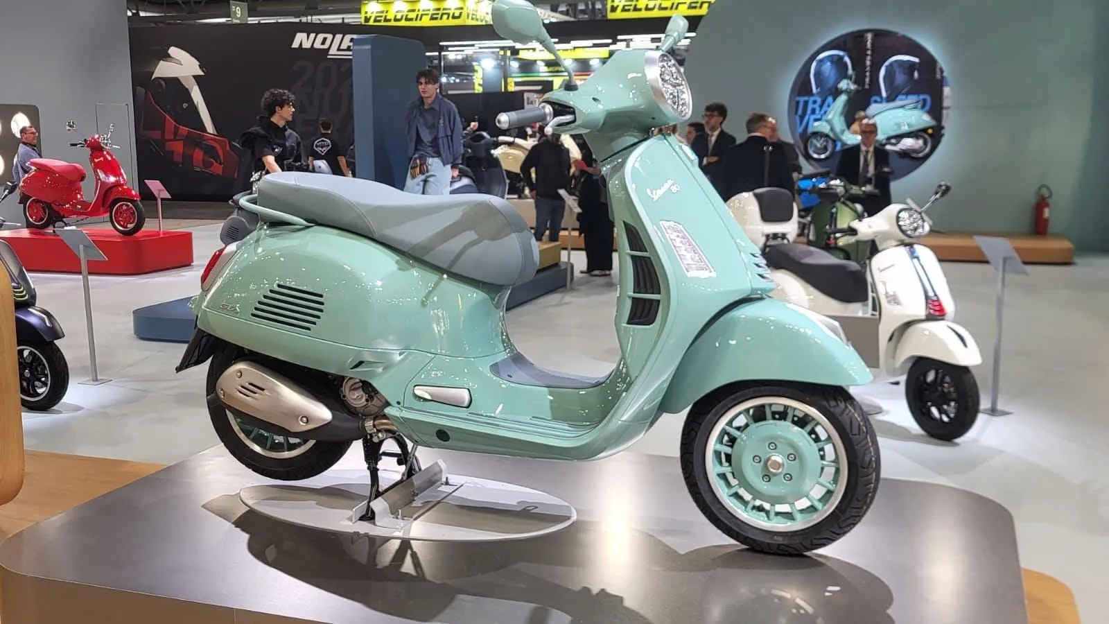 Vespa 80 Yıl Sonra Köklerine Döndü: Primavera 80th, 1946’daki İlk Vespa’dan İzler Taşıyor