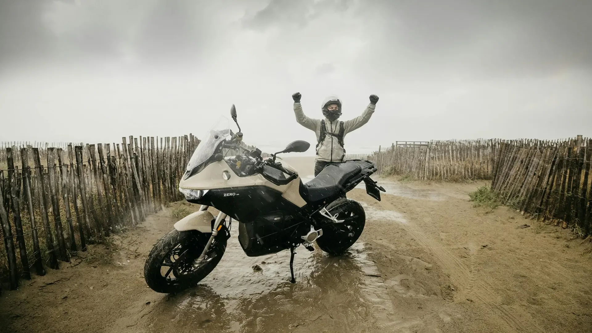 Zero DS Tek Şarjla 436,5 Km Gitti! Guinness Dünya Rekoru Kırıldı