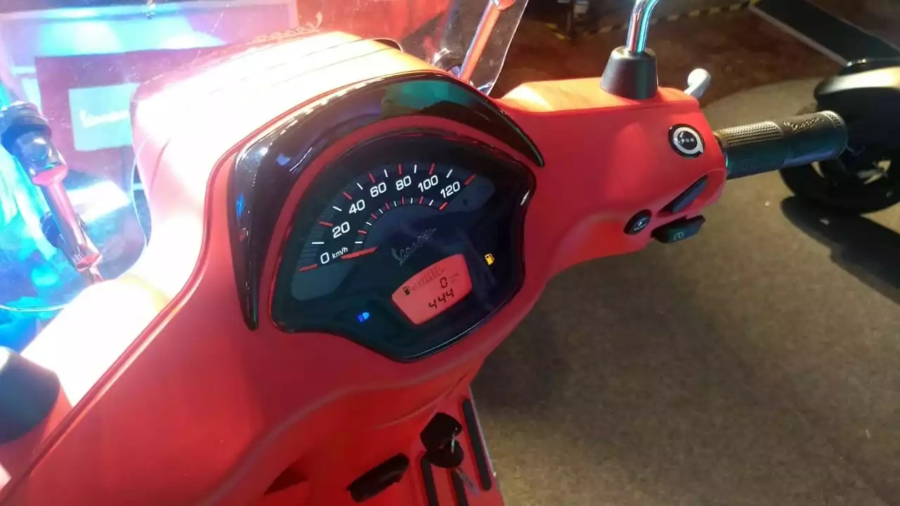 vespa ön panel