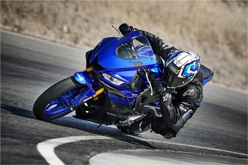 2019 Yamaha YZF R3 26