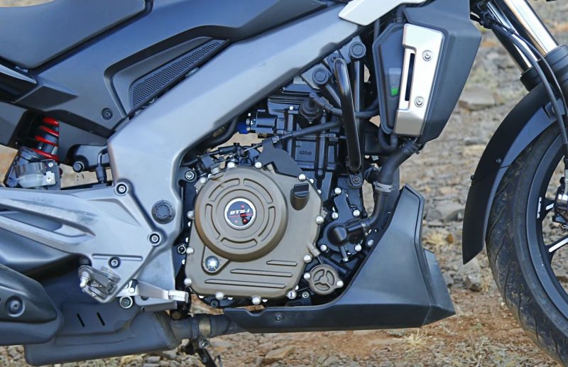 bajaj dominar 2019 1