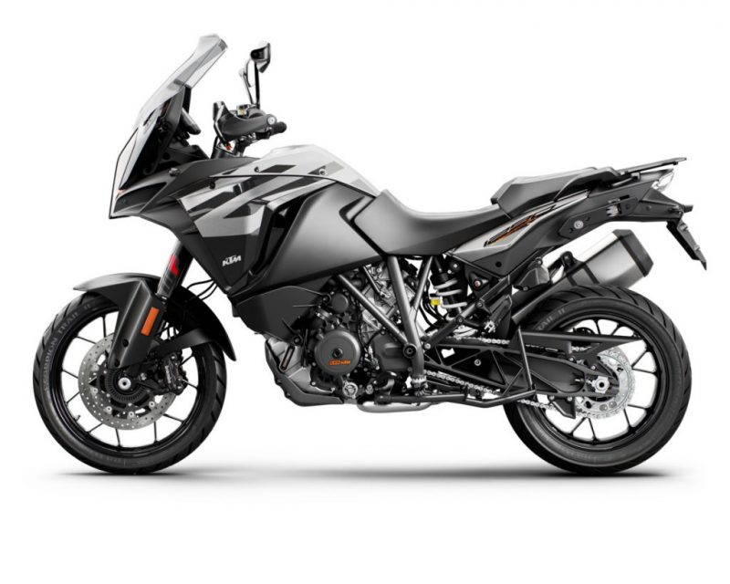 KTM 1290 SUPER ADVENTURE S 6