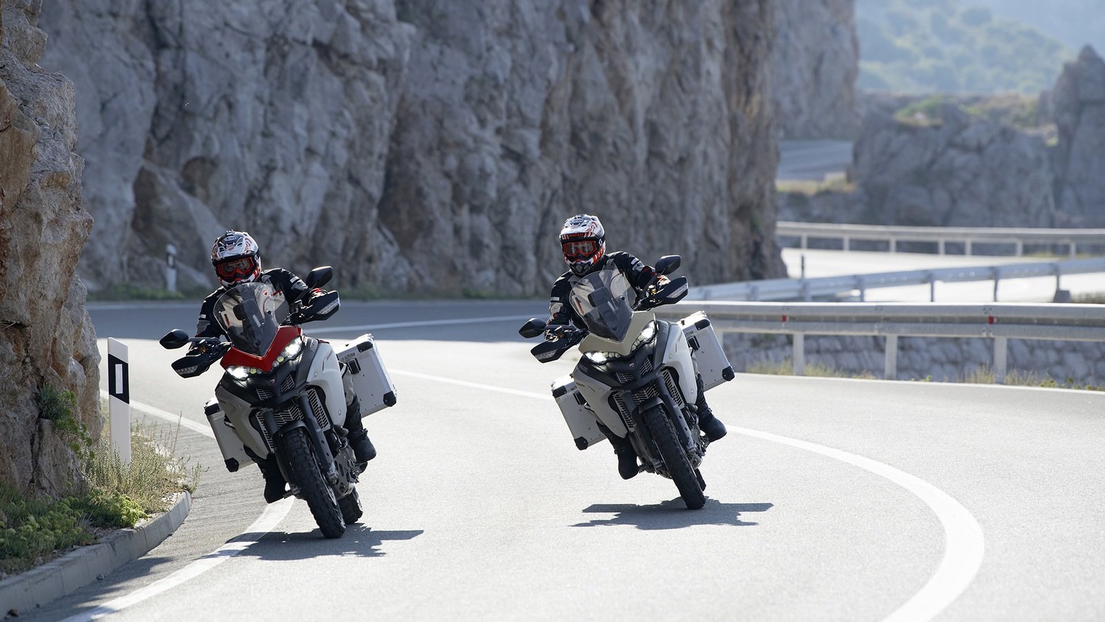 2019 multistrada1260 enduro 18