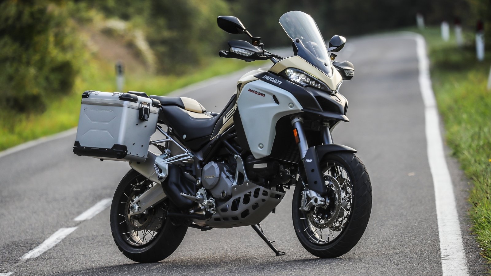 2019 multistrada1260 enduro 22