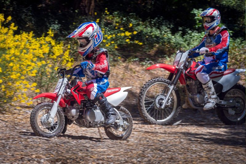 2020 crf50f gallery 04 2400xauto