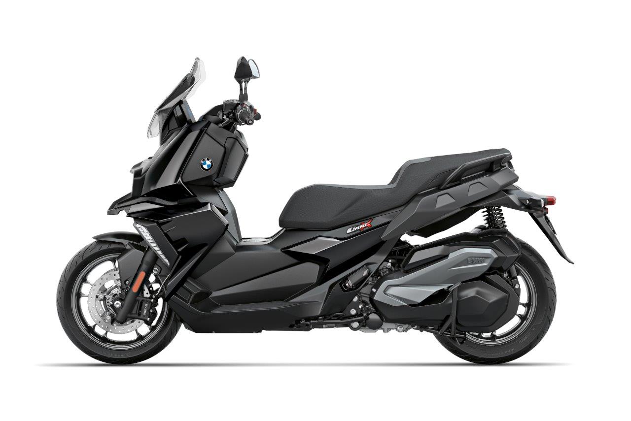 2020 BMW C400X 01