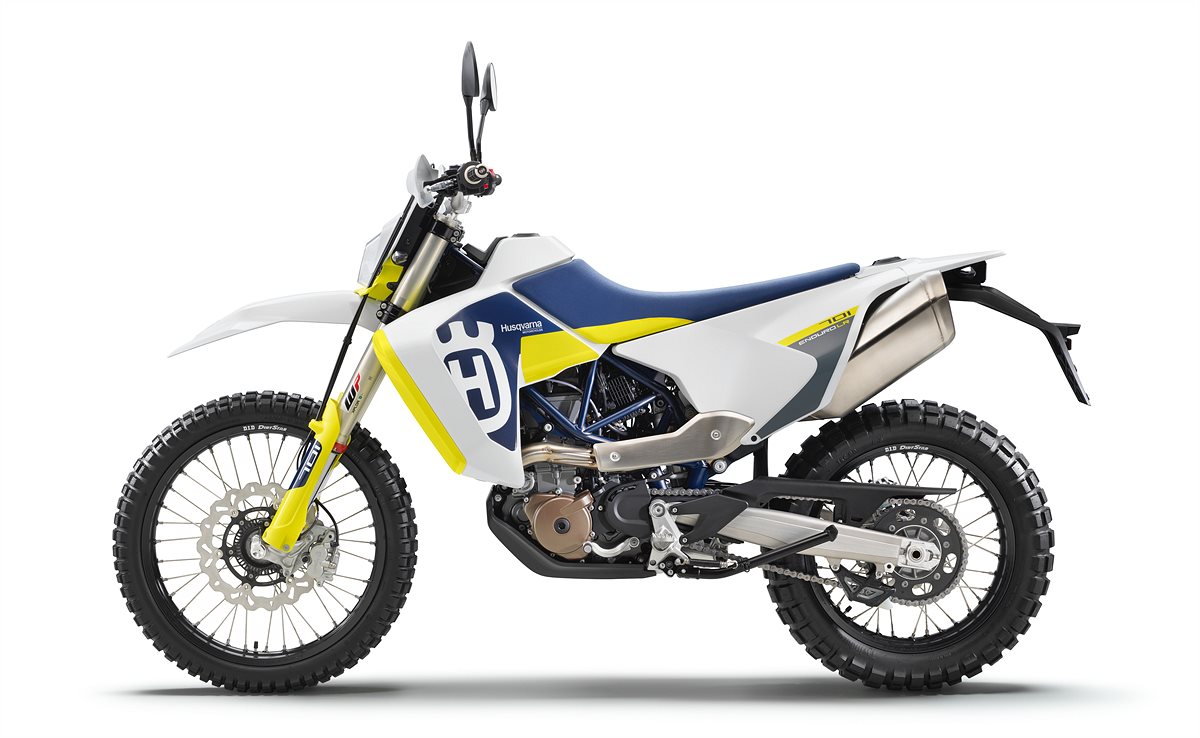 Husqvarna 701 Supermoto 1